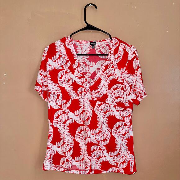 Rafaella Women's Short Sleeve Wrap Front Red White Floral Blouse Top Size Medium - Picture 3 of 9